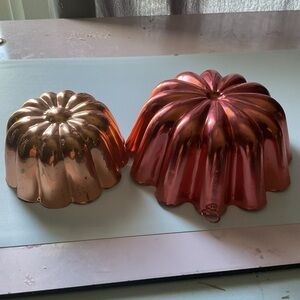 Vintage two copper jello molds- 3 1/2 cups and 2 cups- very decorative - used
